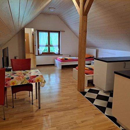 Apartamento Good Bed Aarwangen Exterior foto